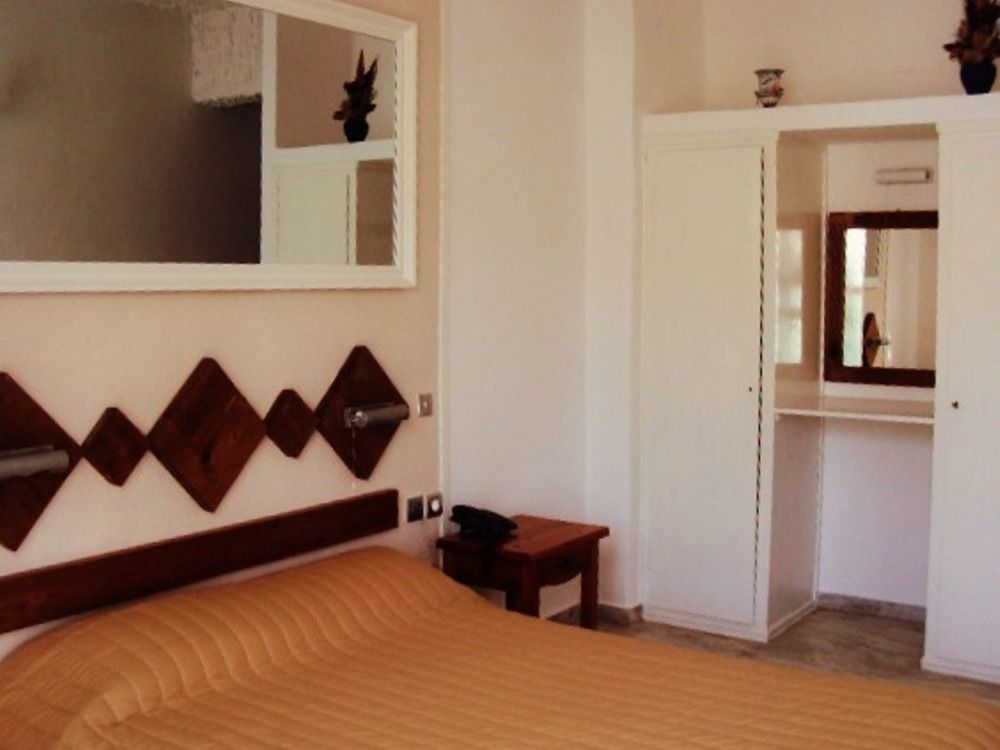 Porto Castello Hotel Firá Buitenkant foto